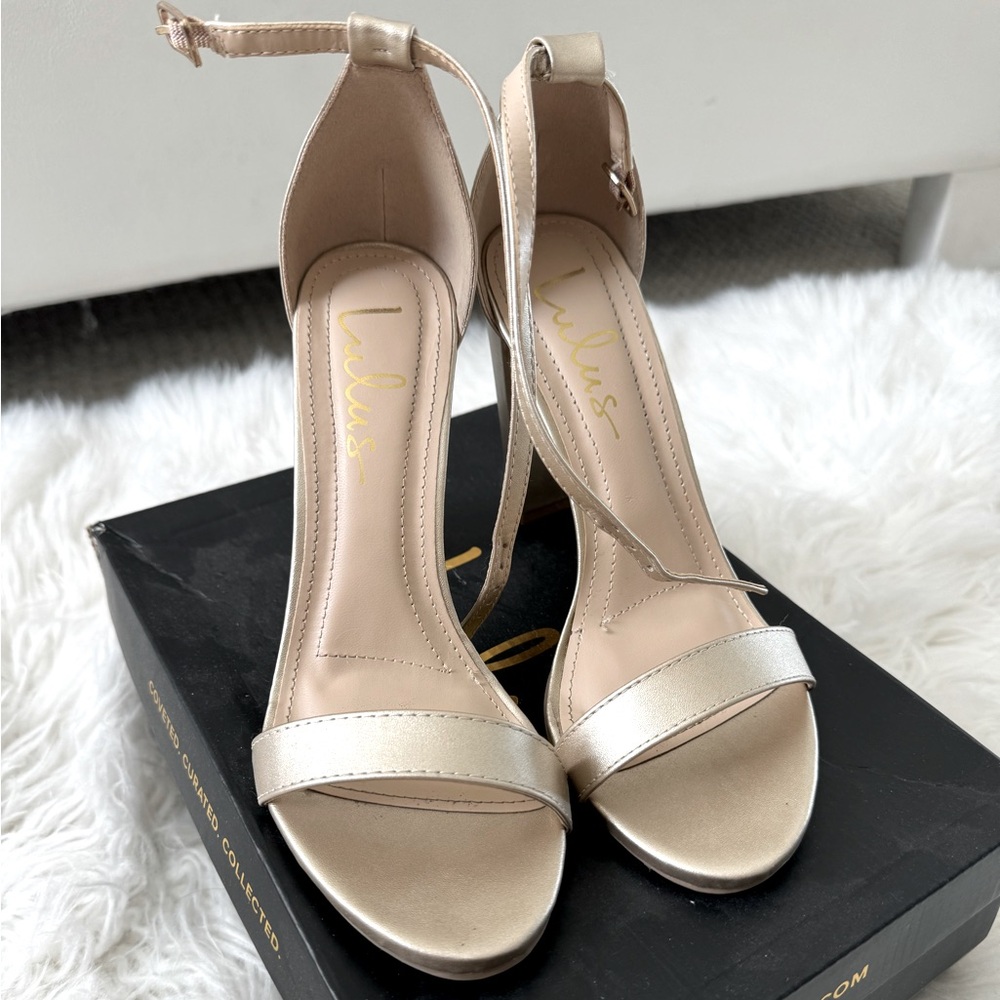 Lulus Taylor Ankle Strap Heels Gold Block Heel Open Toe 6.5 wore once!